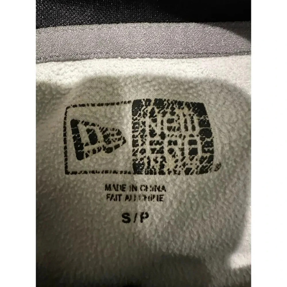 Men's New Era Grey and Black‎ Calgary Stampeders CFL Pullover Hoodie Football - Picture 5 of 7